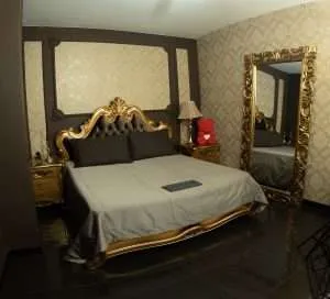 Room 24 — Producciones Olympus